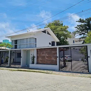 Сasa de vacaciones Residencial Rumo Ao Mar - Bombinhas-sc, Bombinhas